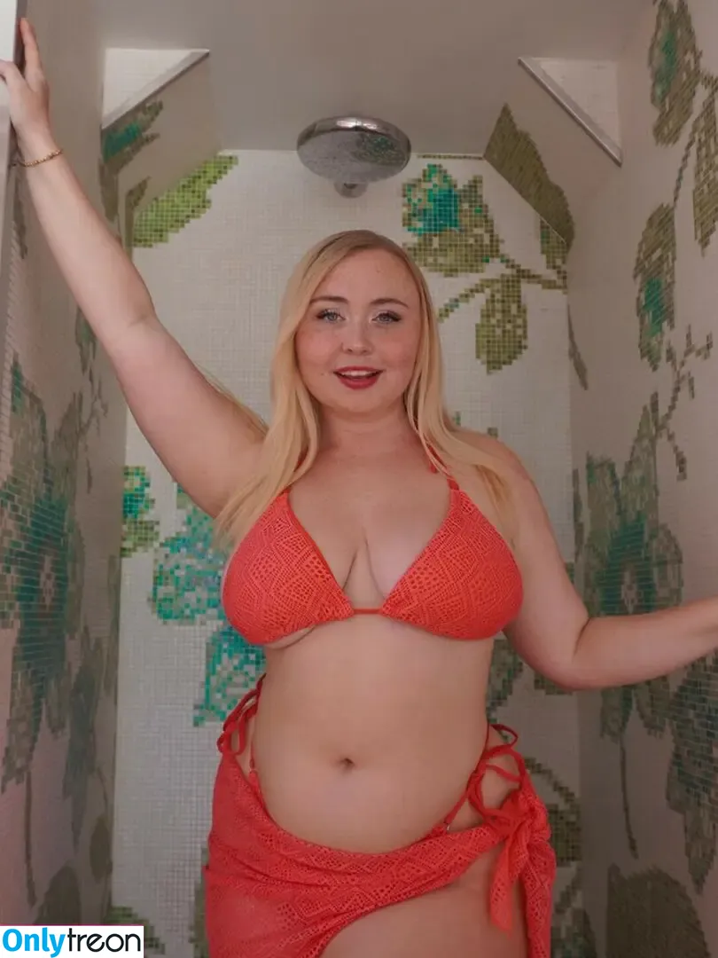 Niki Peacock nude photo #0003 (presidentniki)