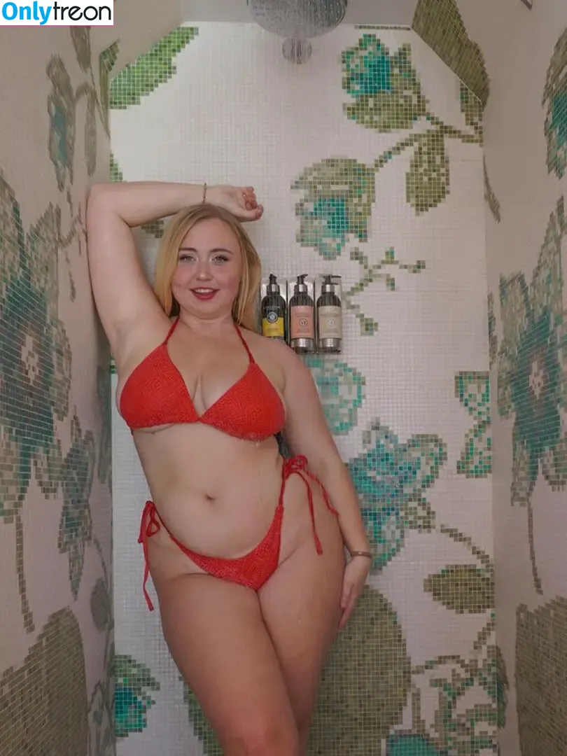 Niki Peacock nude photo #0004 (presidentniki)