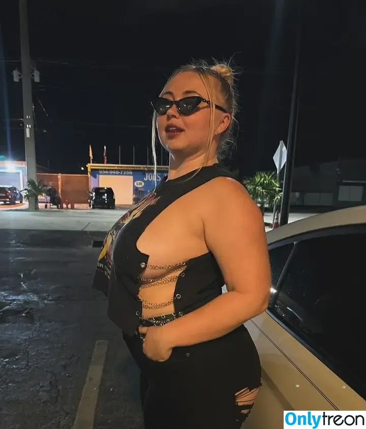 Niki Peacock nude photo #0303 (presidentniki)