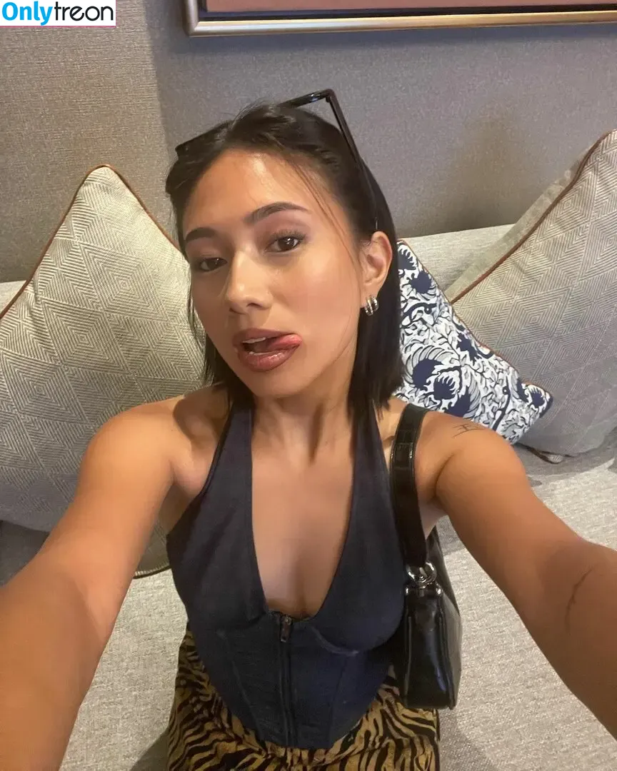 Niki Zefanya nude photo #0020 (nikizefanya / nikkizeefree)