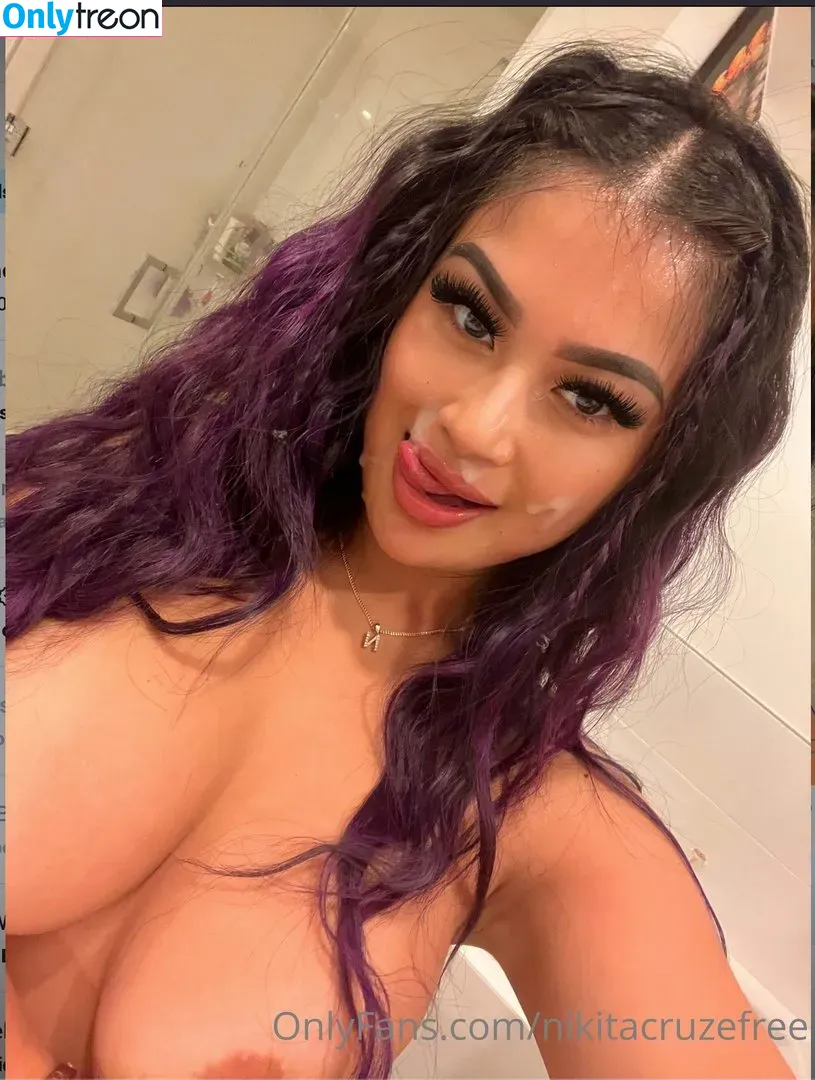 Nikita Kim nude photo #0016 (Nikita Cruze / NikitaxKim / nikitacruze / nikitakim)