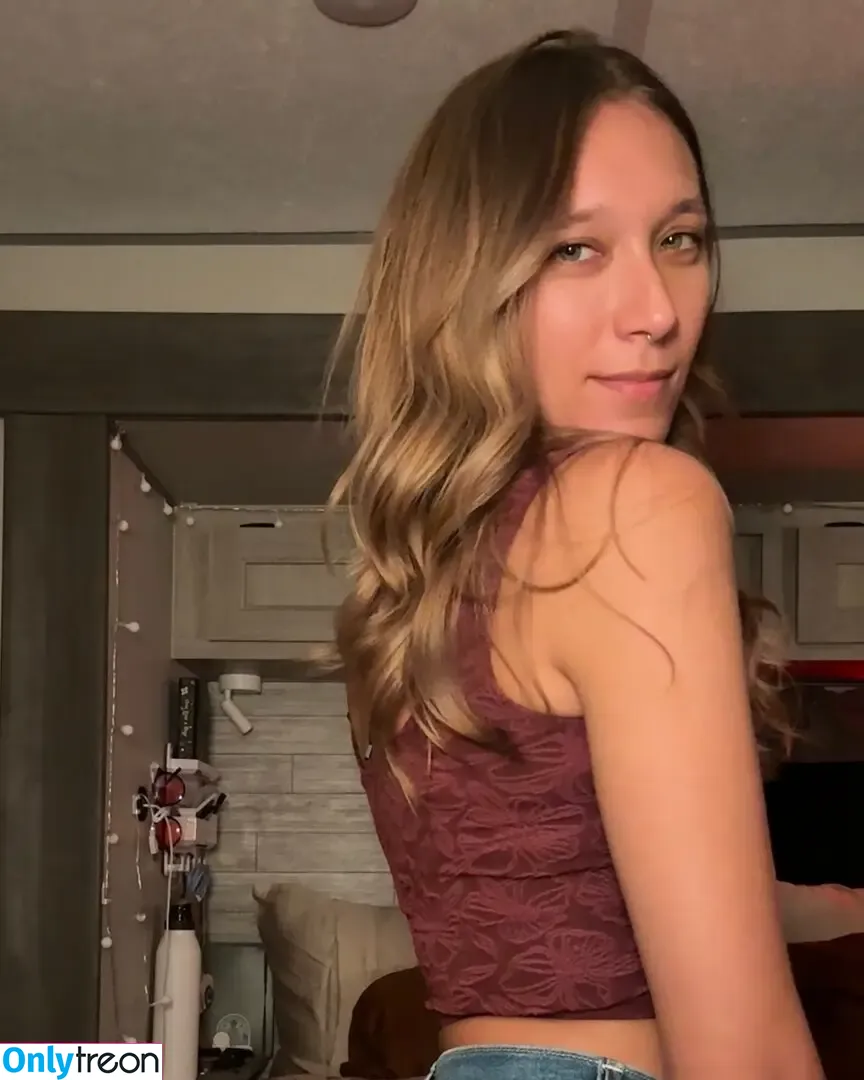 Nikitapoppy nude photo #0019 (Nikita Crump / nikitacrump)