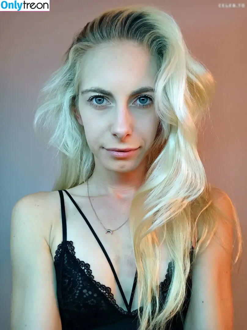 Nikki Gia nude photo #0004 (nikki_gia_vip)