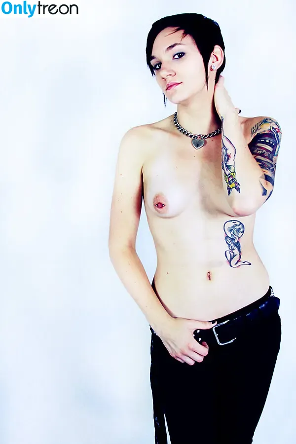 Nikki Hearts nude photo #0280 (nikkiheartsx)