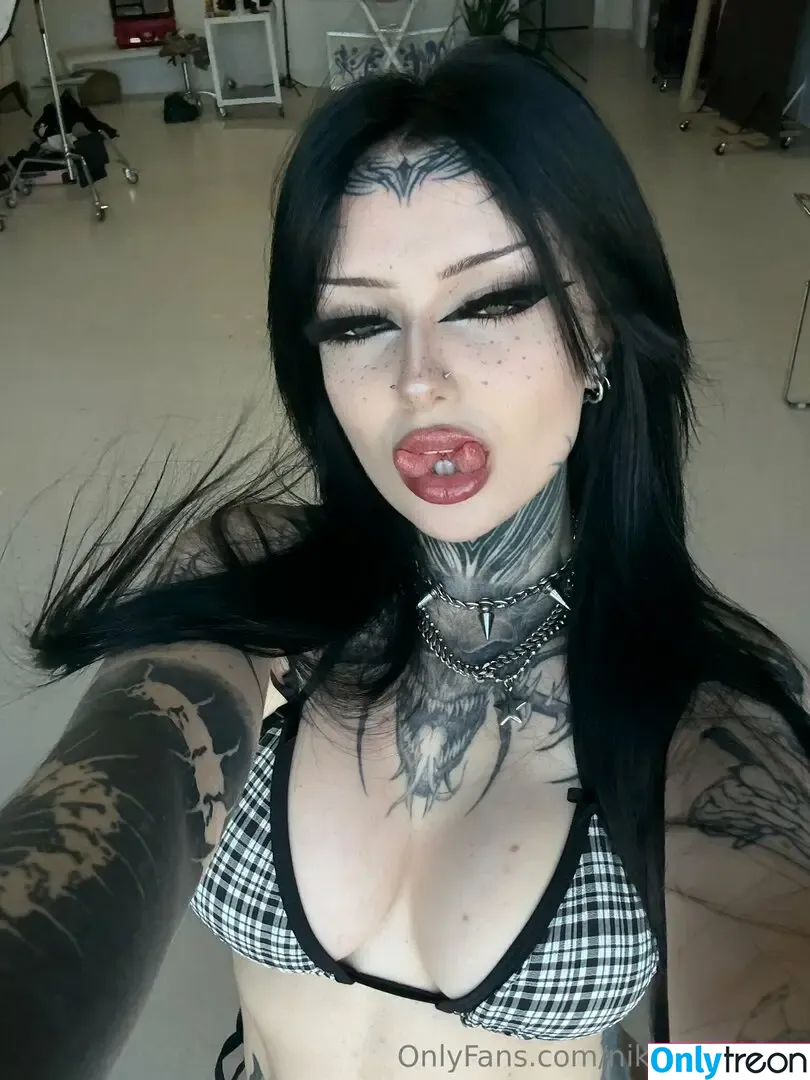 nikkibitezfree nude photo #0115 (nikkibitez)