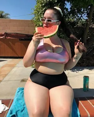 Nikkimichay nude photo #0015