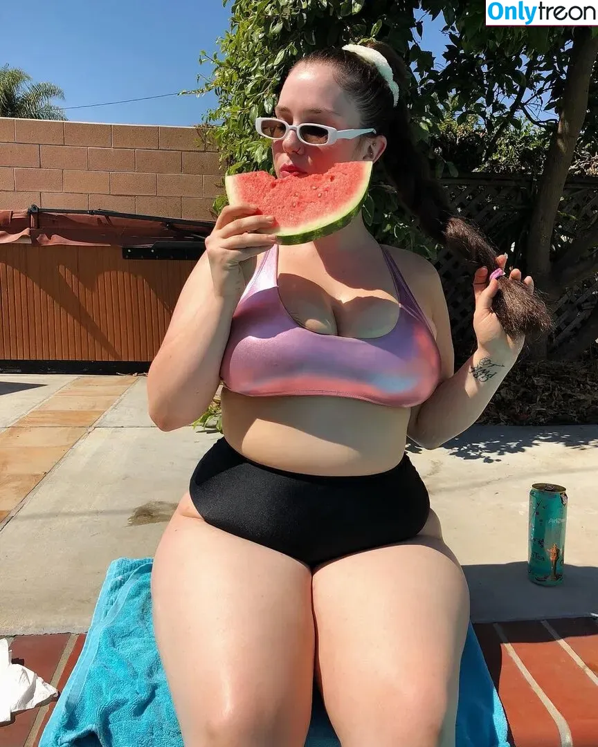 Nikkimichay nude photo #0015 (Nikkimichay)