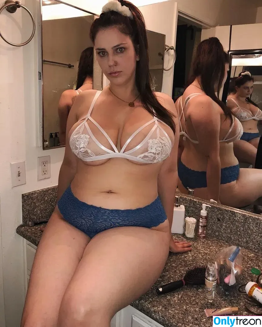 Nikkimichay nude photo #0047 (Nikkimichay)