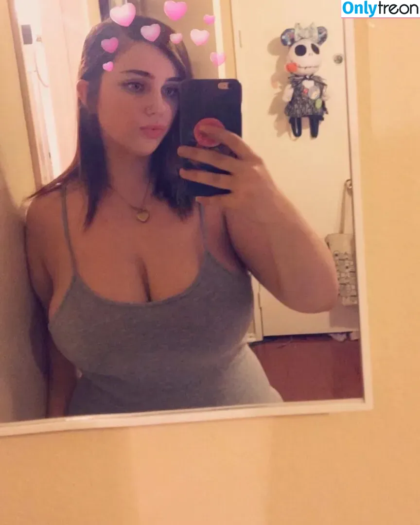 Nikkimichay nude photo #0056 (Nikkimichay)
