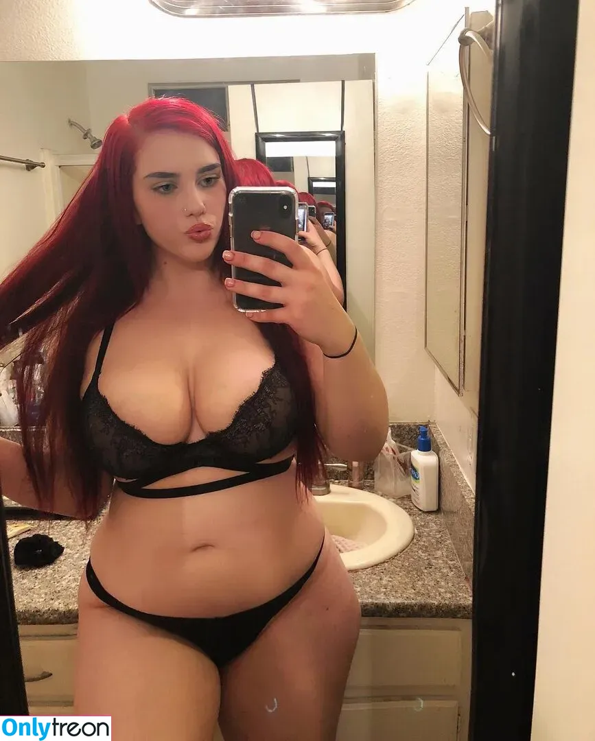 Nikkimichay nude photo #0060 (Nikkimichay)