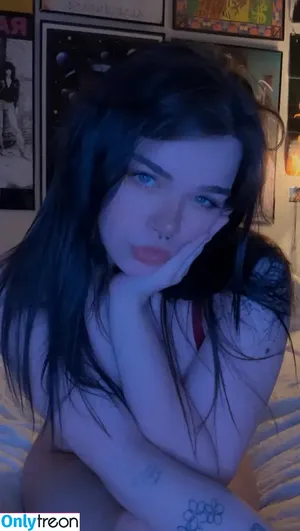  nude photo #0007
