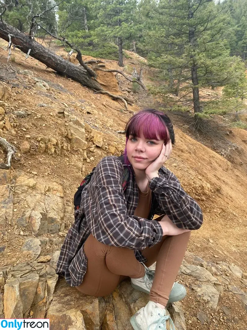 nikkinatural nude photo #0031 (nikkinatural)