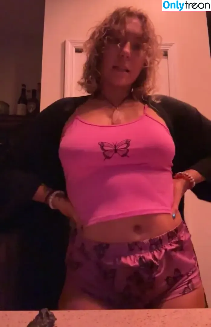 Nikkita Lyons nude photo #0973 (Faith Jefferies / nikkita_wwe)