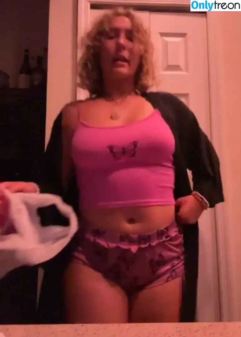 Nikkita Lyons nude photo #0999 (Faith Jefferies / nikkita_wwe)