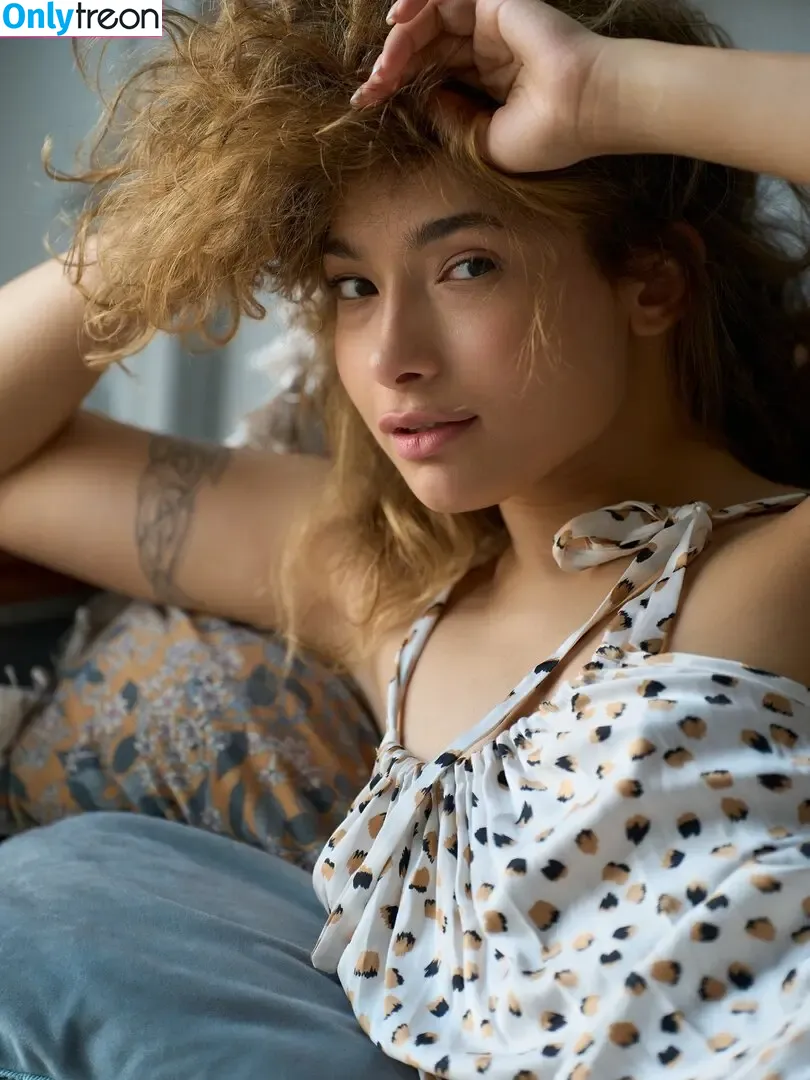 Nikol Beylik / Wandaweb / Lily Hayjes nude photo #0002 (Nikol Beylik)