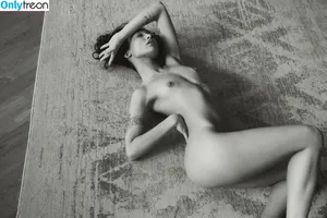 Nikol Beylik / Lily Hayjes / Wandaweb / nikolxxnikol / pronixyy nude photo #0700