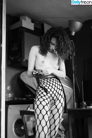 Nikol Beylik / Lily Hayjes / Wandaweb / nikolxxnikol / pronixyy nude photo #1116