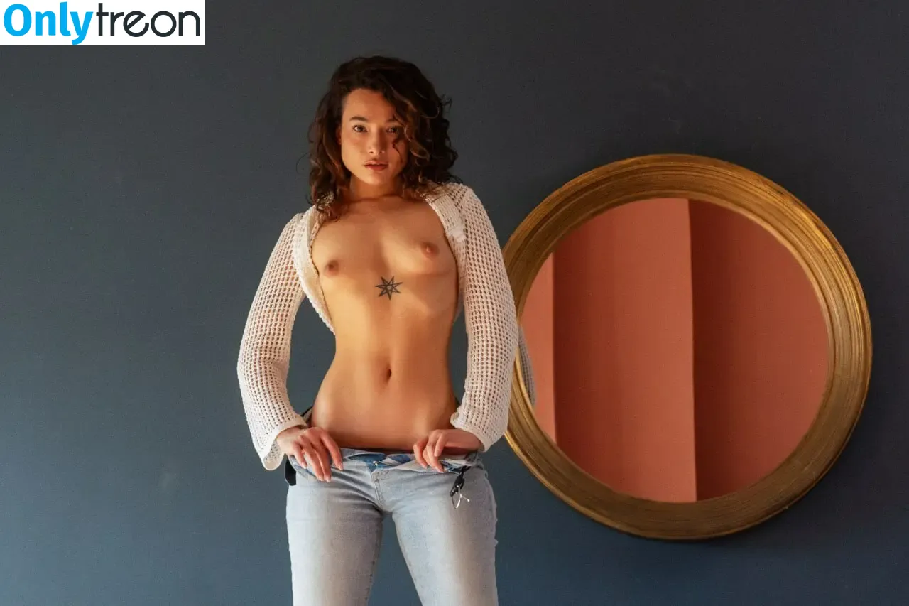 Nikol Beylik nude photo #1008 (Lily Hayjes / Wandaweb / nikolxxnikol / pronixyy)