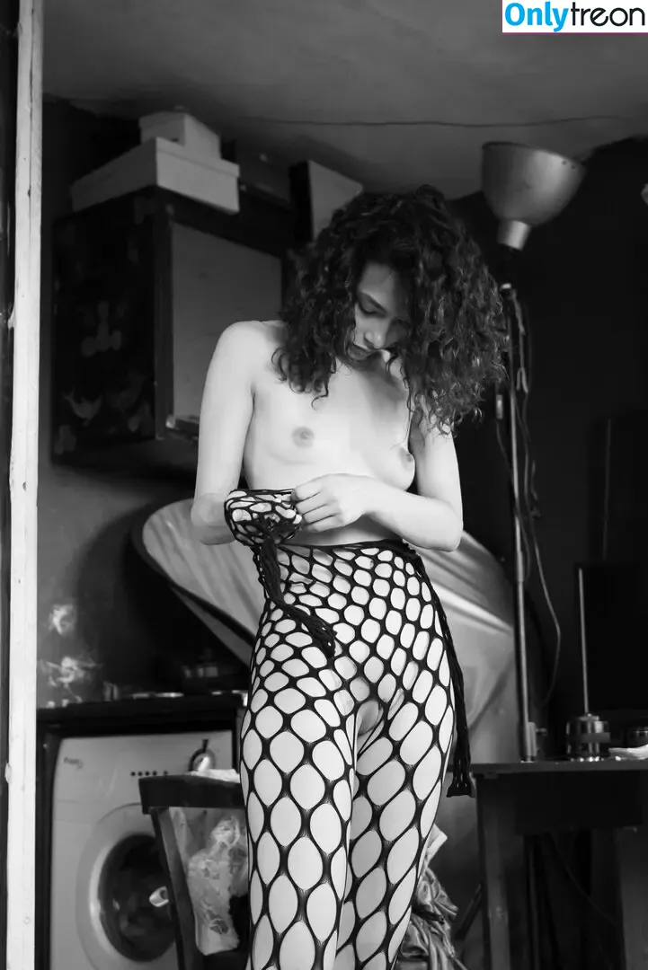 Nikol Beylik nude photo #1116 (Lily Hayjes / Wandaweb / nikolxxnikol / pronixyy)
