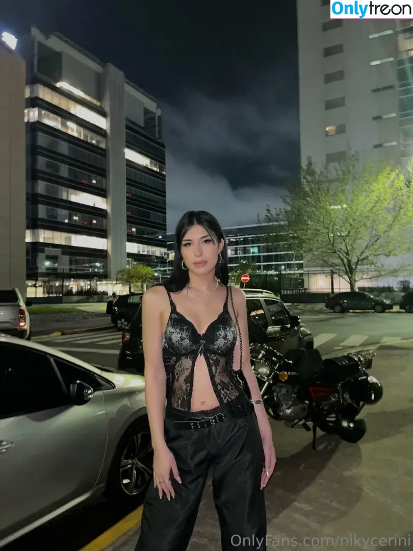 nikycerini nude photo #0002 (nikycerini)