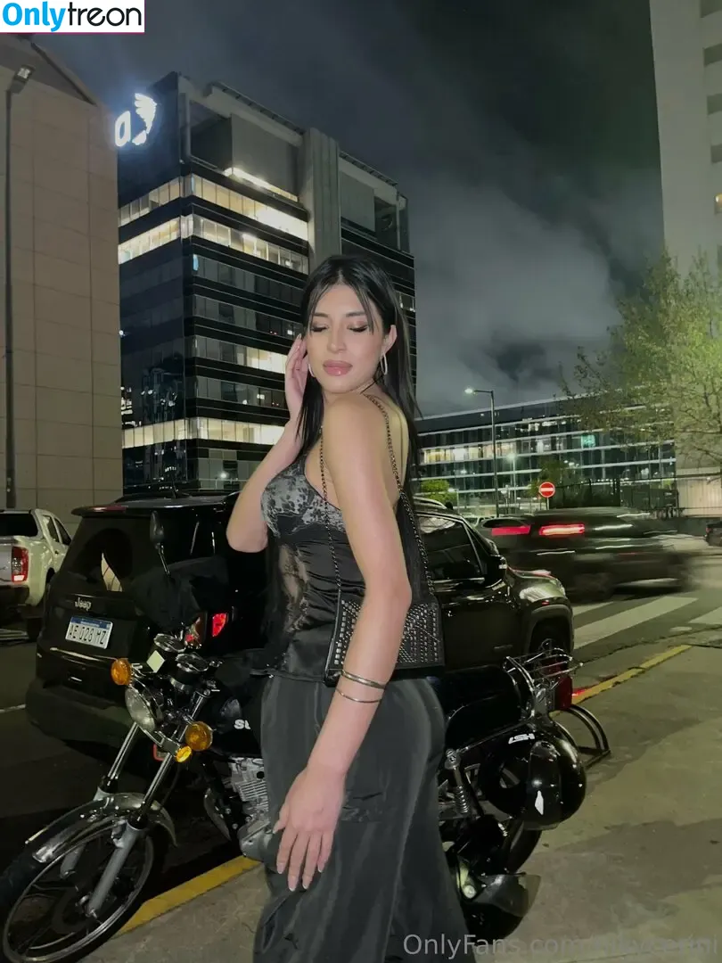 nikycerini nude photo #0015 (nikycerini)