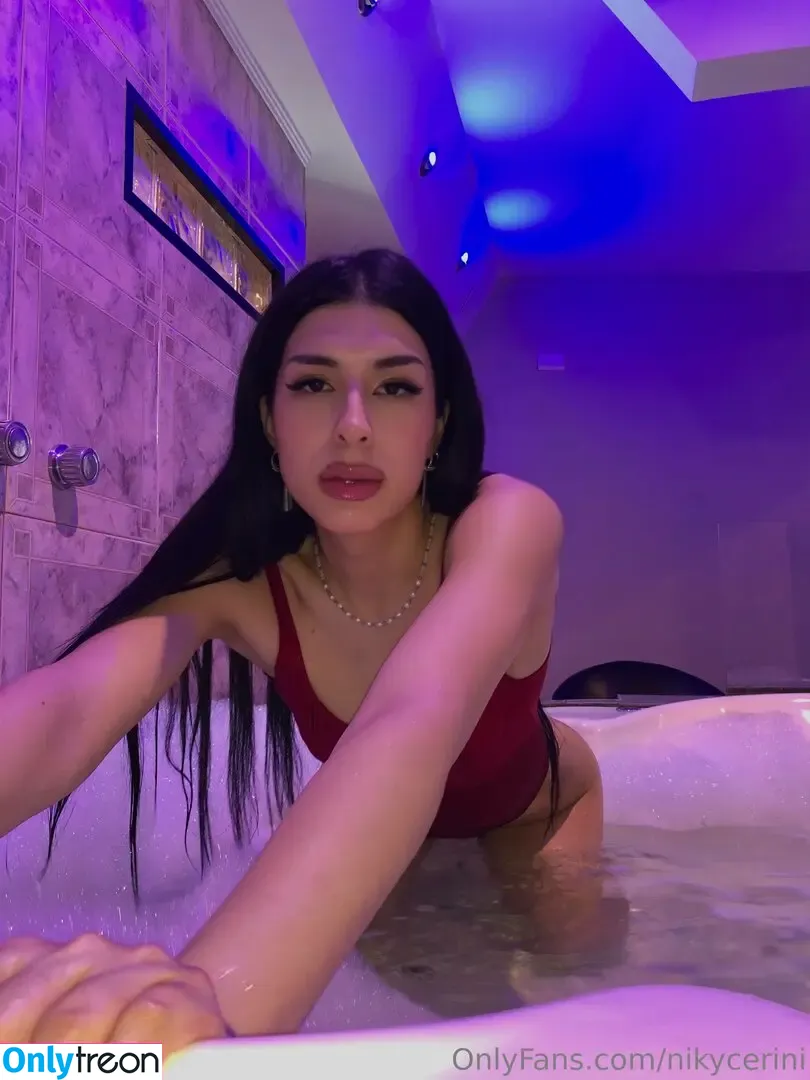 nikycerini nude photo #0021 (nikycerini)