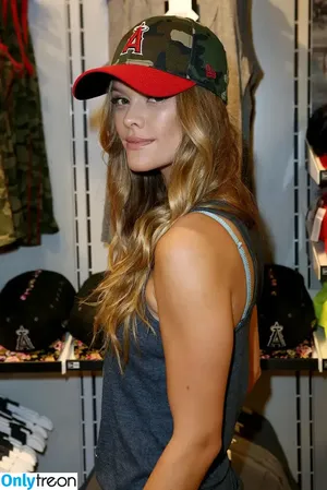 nina_agdal / Nina Agdal / ninaagdal nude photo #0165