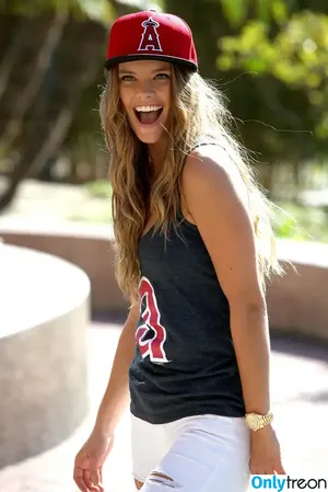 nina_agdal / Nina Agdal / ninaagdal nude photo #0167