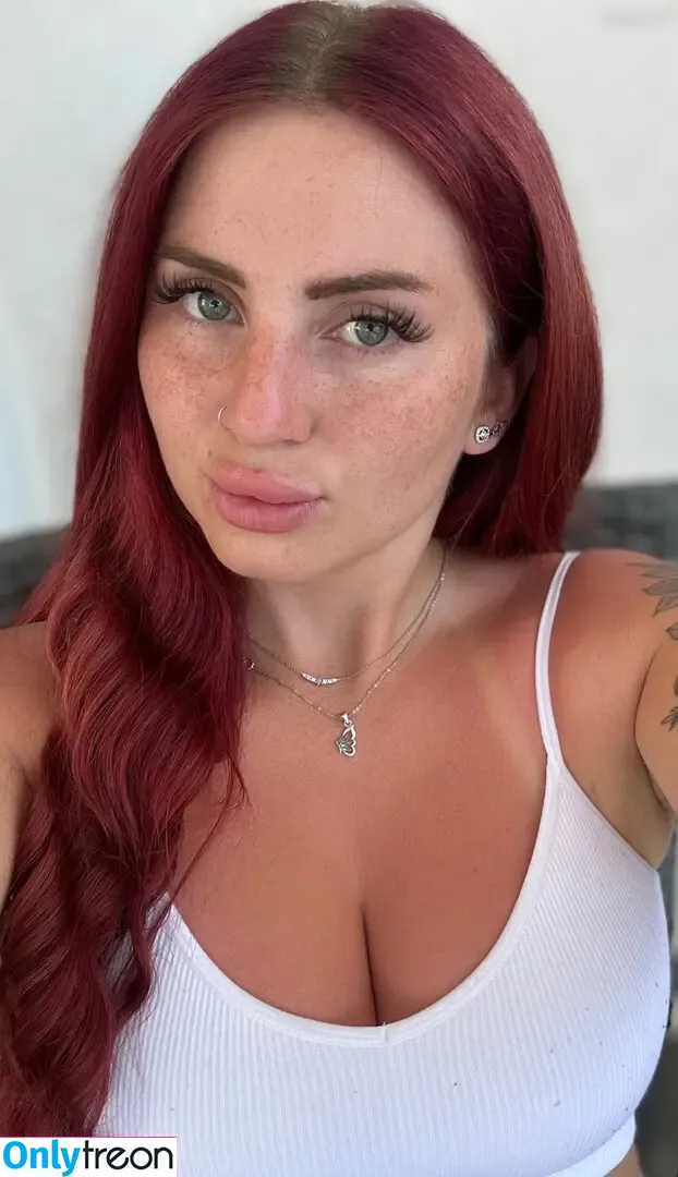 nina.buettner_fit nude photo #0070 (nina.buettner_fit)