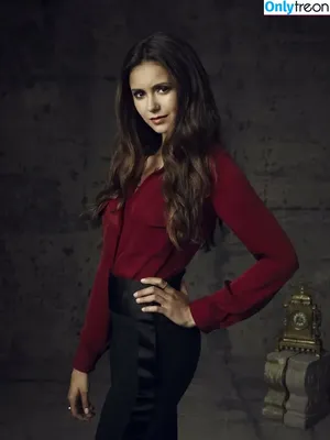Nina Dobrev / nina nude photo #0049