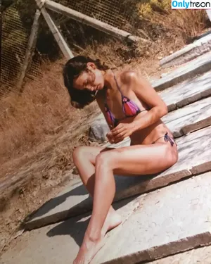 Nina Dobrev / nina nude photo #0364