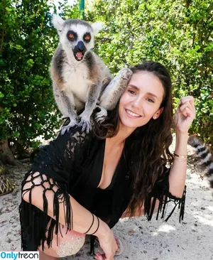 Nina Dobrev / nina nude photo #0372