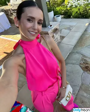 Nina Dobrev / nina nude photo #0420