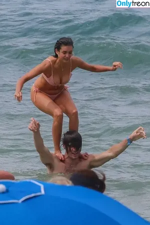 Nina Dobrev / nina nude photo #0902