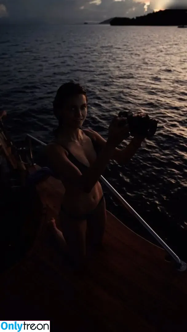 Nina Dobrev nude photo #0916 (nina)