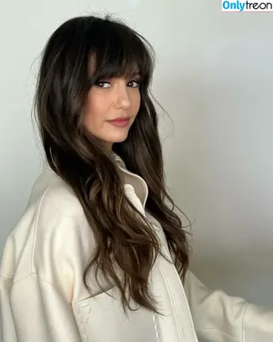 Nina Dobrev / nina nude photo #1030