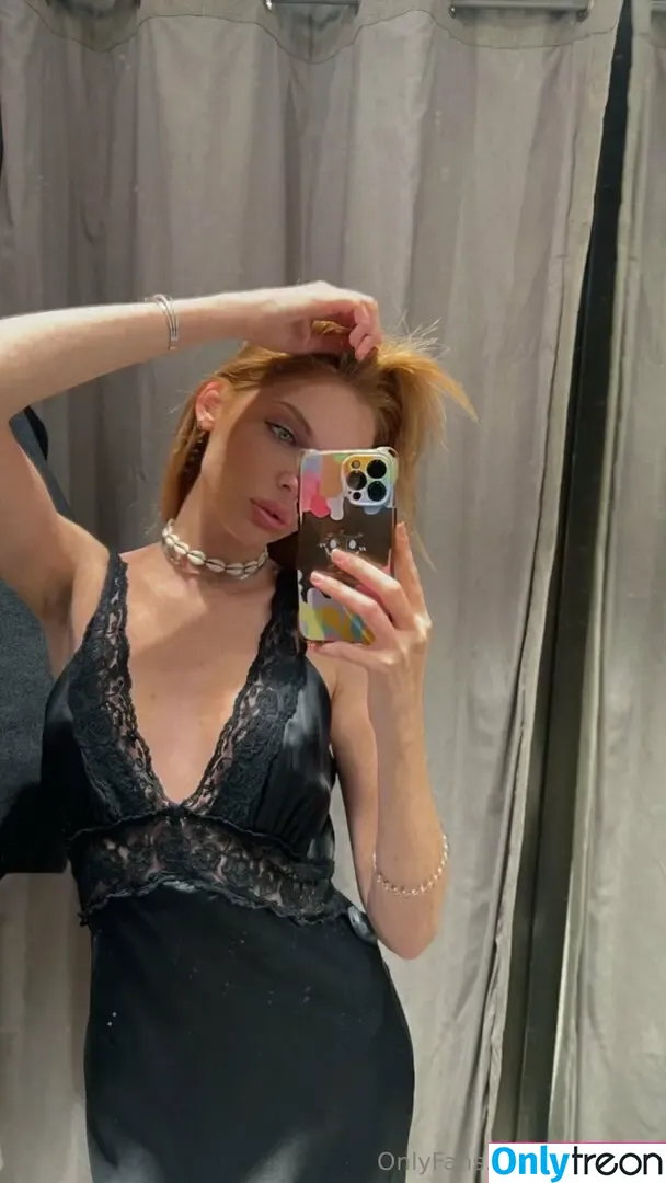 nina_dvg nude photo #0040 (bratty_mira / nina.dv)