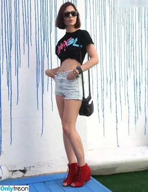 Nina Kraviz / ninakraviz nude photo #0124