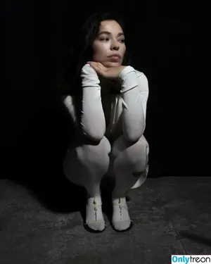 Nina Kraviz / ninakraviz nude photo #0137