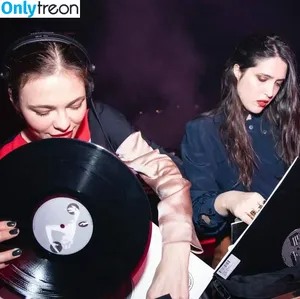 Nina Kraviz / ninakraviz nude photo #0141