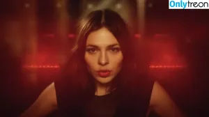 Nina Kraviz / ninakraviz nude photo #0143