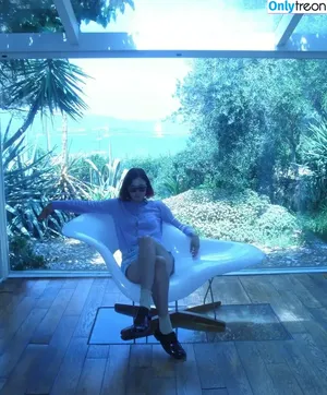 Nina Kraviz / ninakraviz nude photo #0154