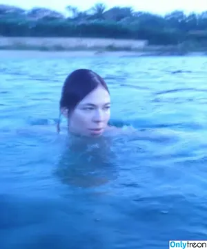 Nina Kraviz / ninakraviz nude photo #0157