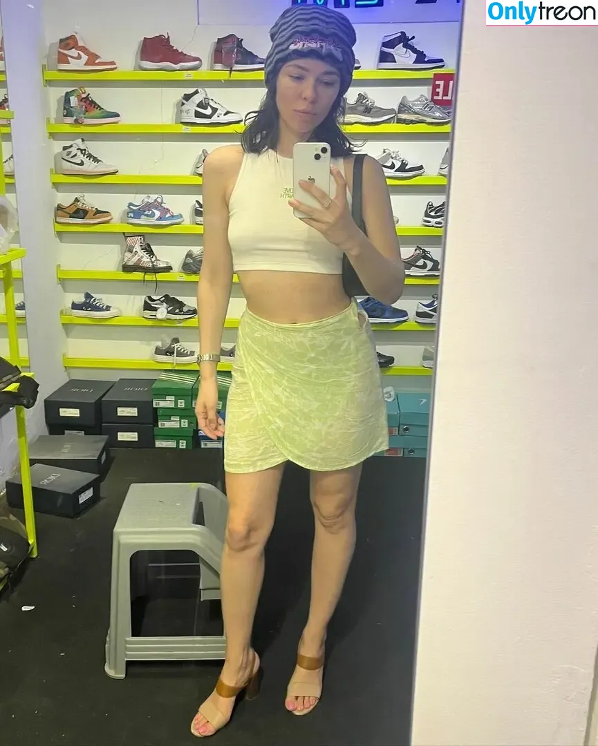 Nina Kraviz nude photo #0132 (ninakraviz)