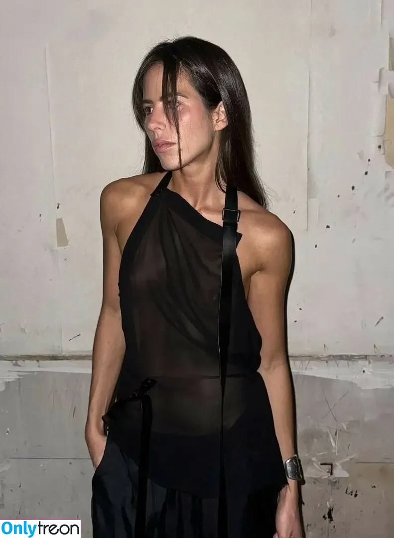 Nina Urgell Cloquell nude photo #0008 (ninauc)