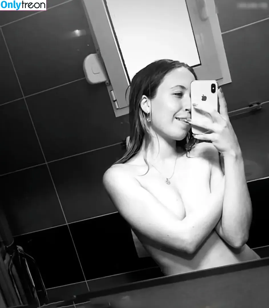 NinaJasmin nude photo #0009 (NinaJasmin)