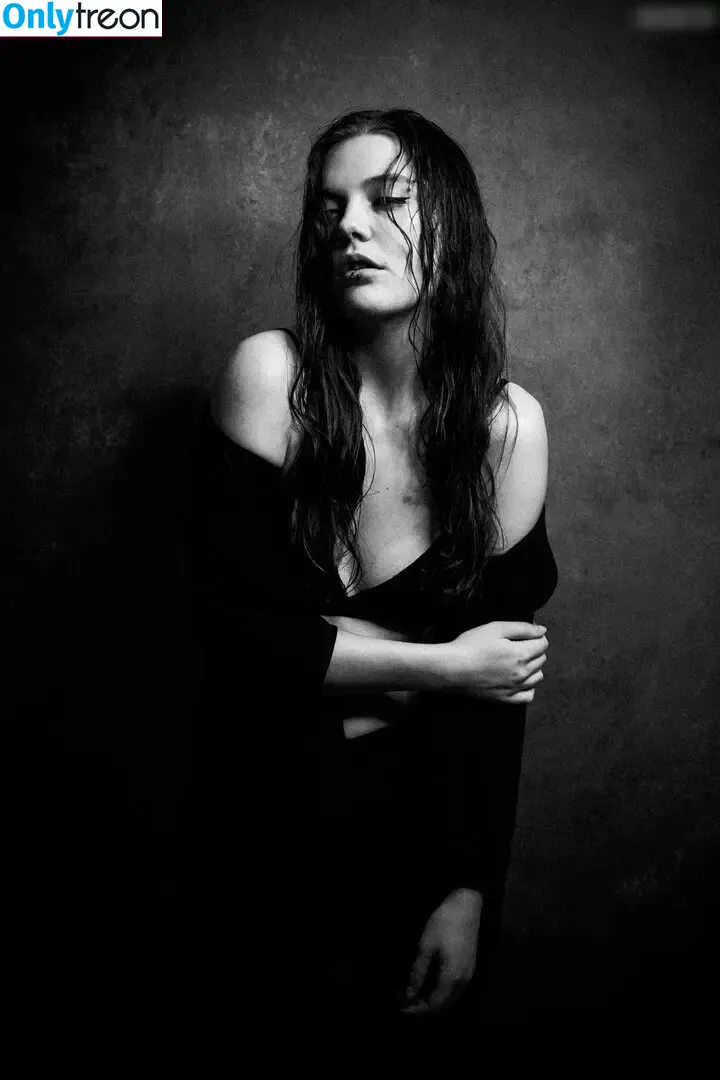 NineLives nude photo #0040 (ninelives.model)