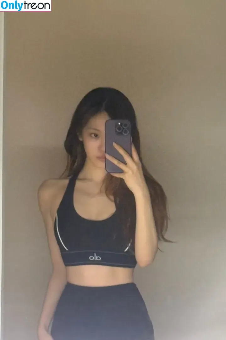 Ningning (æspa nude photo #0983 (aespa / imnotningning / littlechopper)