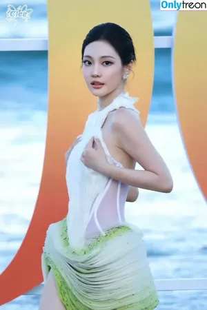 Ningning (æspa / aespa / imnotningning / littlechopper nude photo #1022
