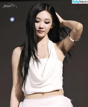Ningning (æspa / aespa / imnotningning / littlechopper nude photo #1116